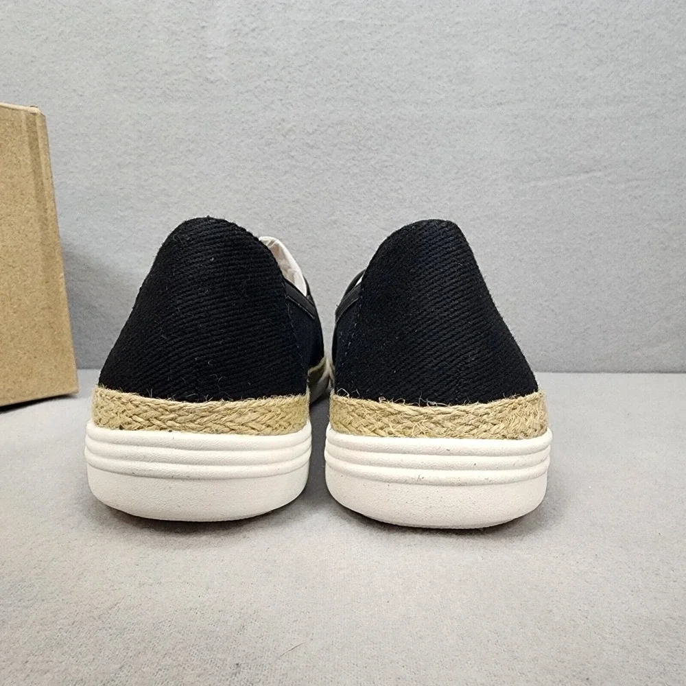 Clarks embrace effortless
